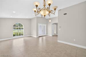 810 7th Street, Naples, FL 34117 - MLS#225065027