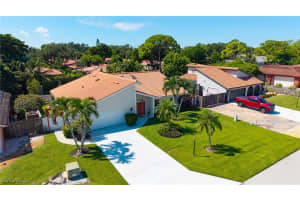 27451 Pelican Ridge Circle, Bonita Springs, FL 34135 Sold 12/11/25