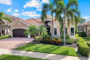 2704 Crystal Way, Naples, FL 34119 - MLS#225065031
