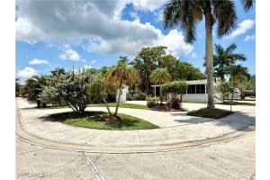 449 Cheetah Drive, Naples, FL 34114 - MLS#225065041