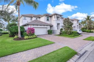 8050 Signature Club Circle, Naples, FL 34113 Sold 08/27/25