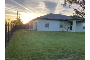 309 22nd Place, Cape Coral, FL 33993 - MLS#225065117
