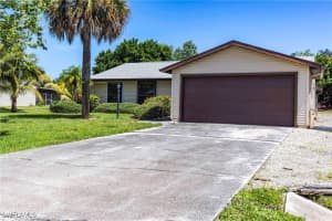2345 Outrigger Lane, Naples, FL 34104 - MLS#225065122