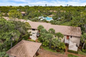 3243 Horse Carriage Way 1012, Naples