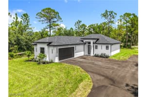 4193 47th Ave Ne, Naples