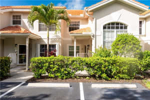 2526 Orchid Bay Dr 102, Naples