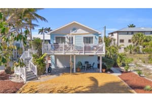 307 Lazy Way, Fort Myers Beach