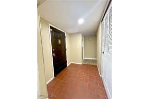 328 SE Tranquilla Ave, Port St Lucie, FL 34983 - MLS#225065208