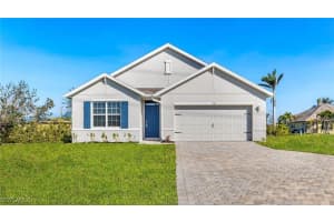 8010 Rolling Cir, Labelle