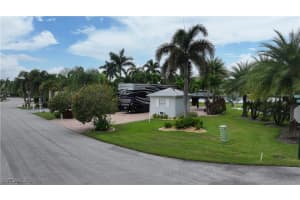 5672 Brightwood Drive, Fort Myers, FL 33905 - MLS#225065236