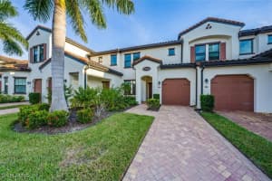 15144 Palmer Lake Cir 102, Naples
