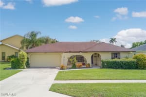 265 Marseille Dr, Naples