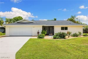 6779 Overlook Dr, Fort Myers