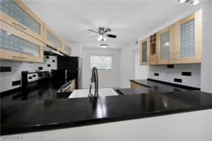 600 Squire Circle, Naples, FL 34104 - MLS#225065259