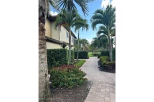 8756 Bellano Court, Naples, FL 34119 - MLS#225065297