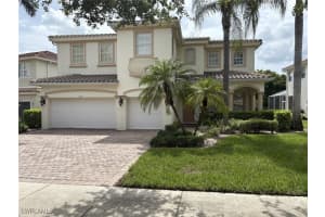 1724 Birdie Dr, Naples