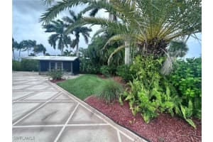 1302 Silver Lakes Boulevard, Naples, FL 34114 - MLS#225065310