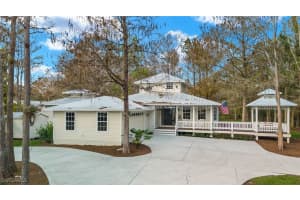 5271 Cherry Wood Dr, Naples