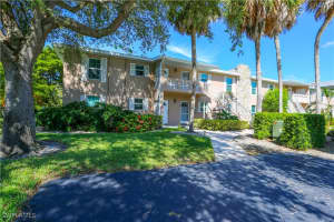 221 Cypress Way, Naples, FL 34110 - MLS#225065381