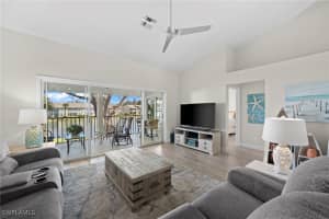 13120 Castle Harbour Drive, Naples, FL 34110 - MLS#225065385