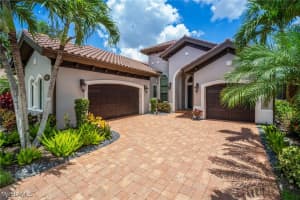 6420 Costa Cir, Naples