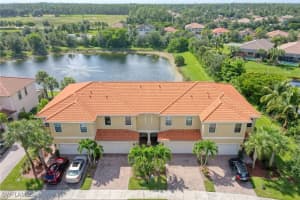 15108 Summit Place Cir 215, Naples