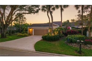 397 Edgemere Way N 11, Naples