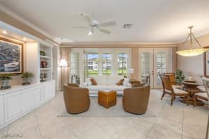 5060 Yacht Harbor Cir 102, Naples