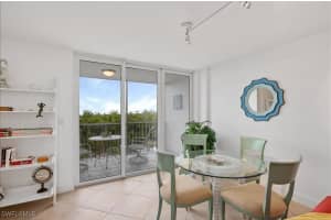 5 Bluebill Avenue, Naples, FL 34108 - MLS#225065561