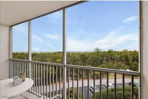 5 Bluebill Avenue, Naples, FL 34108 - MLS#225065561