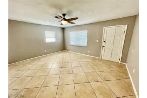 632 108th Avenue, Naples, FL 34108 - MLS#225065567