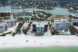 3399 Gulf Shore Blvd N 303, Naples