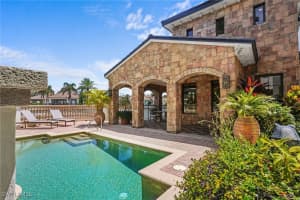 16653 Toscana Cir 701, Naples