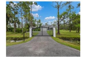 3291 41st Avenue, Naples, FL 34120 - MLS#225065601