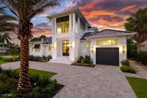 1645 Bonita Ct, Naples
