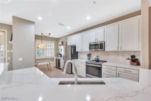 4833 Hampshire Court, Naples, FL 34112 - MLS#225065628