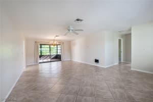 105 Champagne Court, Naples, FL 34112 - MLS#225065648