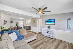 2047 Harbor Ln, Naples