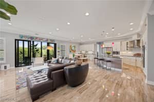 2431 Breakwater Way, Naples, FL 34112 - MLS#225065720