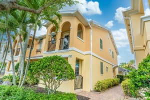 7865 Veronawalk Blvd, Naples