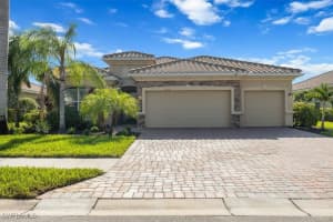 2270 Vermont Ln, Naples