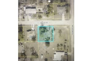 203 17th Street, Lehigh Acres, FL 33972 - MLS#225065845