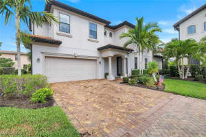 1141 Antaras Ct N 25, Naples