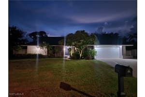 5728 Stonehaven Drive, North Fort Myers, FL 33903 - MLS#225065872