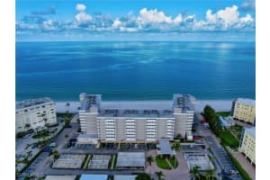 3443 Gulf Shore Blvd N 801, Naples