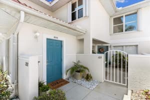 5045 Cedar Springs Drive, Naples, FL 34110 - MLS#225065902