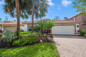 2430 Butterfly Palm Dr, Naples