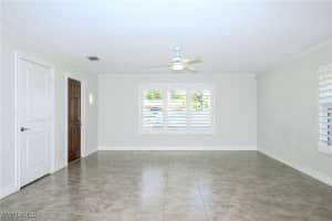 644 96th Ave Avenue, Naples, FL 34108 - MLS#225065928