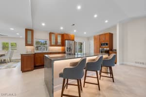 5096 Boxwood Way, Naples, FL 34116 - MLS#225065957