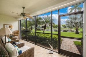 788 Park Shore Dr F13, Naples